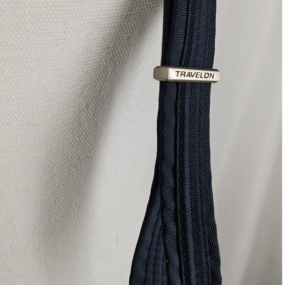 TRAVELON ANTI-THEFT CLASSIC MINI CROSSBODY – MIDNIGHT – RFID – LOCKING STRAPS - Picture 3 of 13